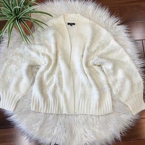 New🌿Cocobleu Ivory Cardigan